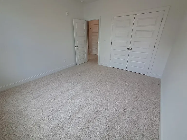 602 Market Grove Dr #100 — Photo 21