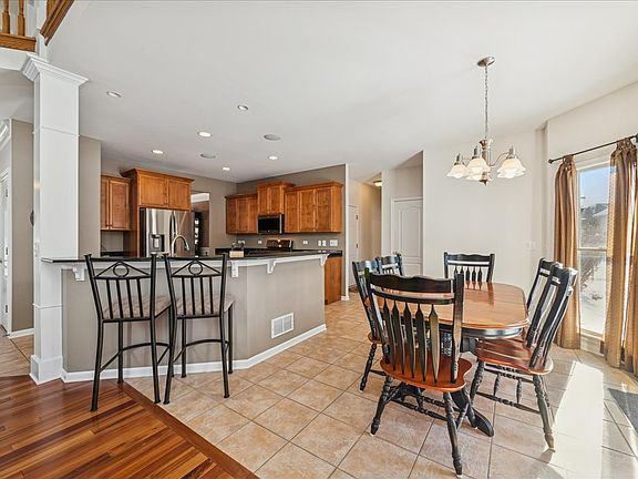 5th image of 630 Thornwood Way