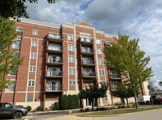 405 Creekside Dr #503, Palatine, IL 60067