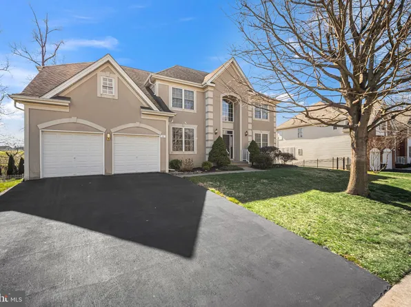 18 Sunflower Way, Huntingdon Valley, PA 19006