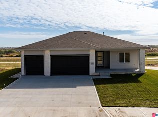 11201 N 170th St, Bennington, NE 68007