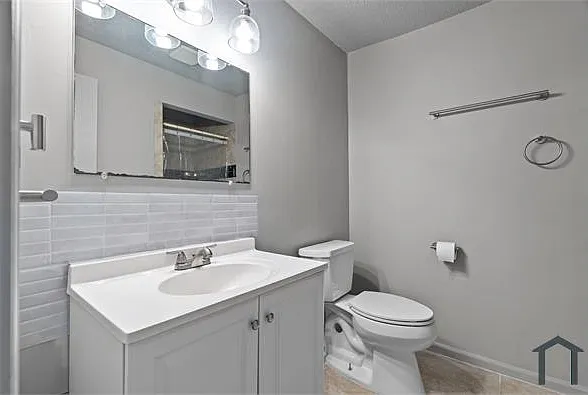 1818 Benton St #REAR — Photo 7