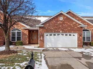 109 Southern Rdg, Maryville, IL 62062