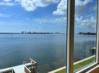 52 Yacht Club Dr APT 308, North Palm Beach, FL 33408