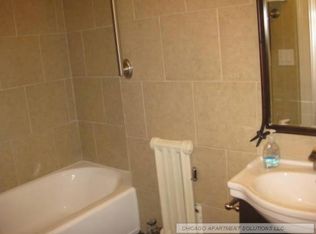 5706 N Clark St #1, Chicago, IL 60660