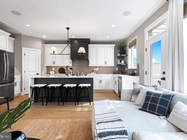 403 Reagans Ln Lot 72, Chalfont, PA 18914