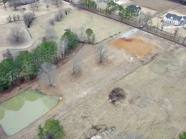 LOT 1 Wauchula Pvt Dr, Athens, AL 35611