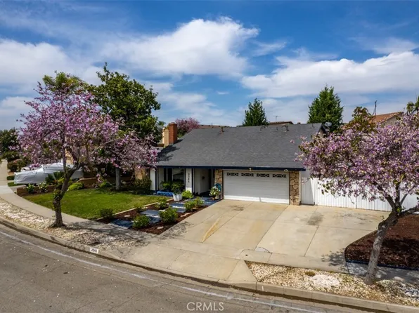 2245 Rosalia Dr, Fullerton, CA 92835