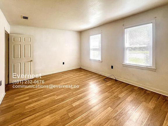 5th image of 1320 Adams St