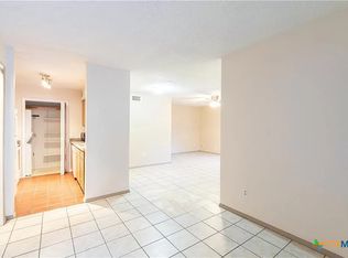 402 Fredericksburg St #1, San Marcos, TX 78666