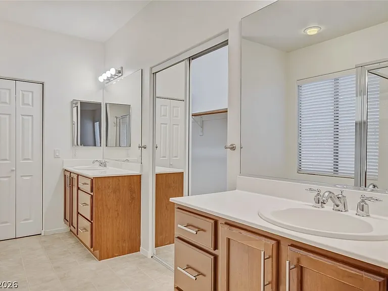 8117 Slate Falls St — Photo 47