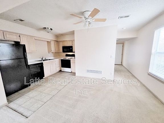 5th image of 3210 SW Iron Creek Dr