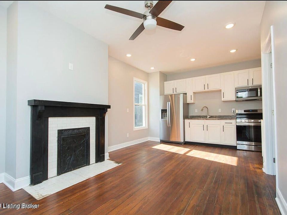 1st image of 918 Ash St APT 3