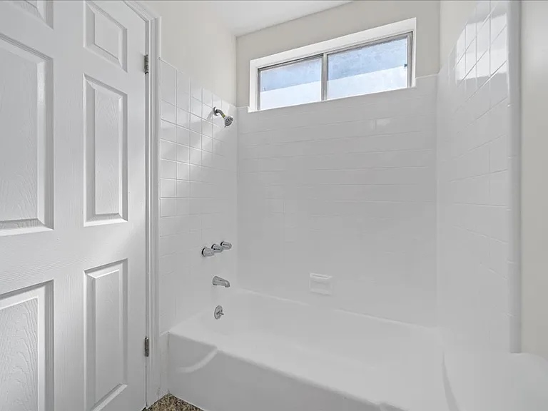 11661 Erwin St #19 — Photo 10