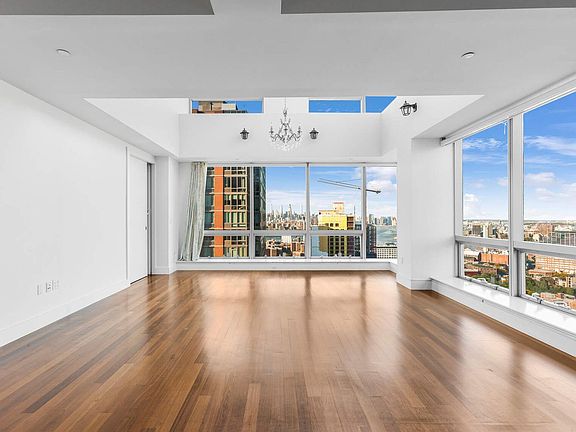 3rd image of 150 Myrtle Ave #Penthouse 3201