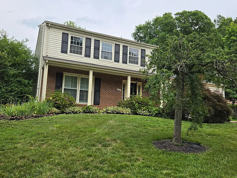 8201 Hensley Ct — Photo 36