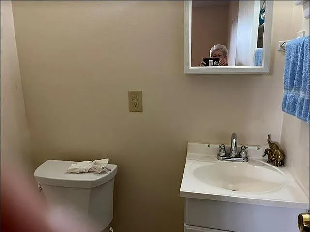 2 bed, 1.5 bath, 1050 sqft, $1,695 — Photo 3