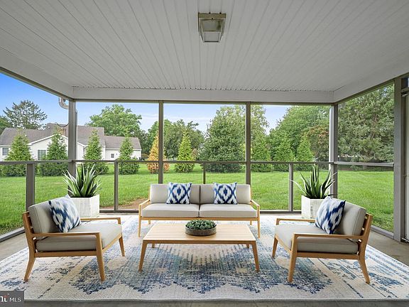 4th image of 22 Dimondi Ct