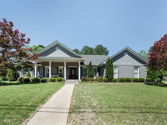 3rd image of 3014 Saratoga Ln