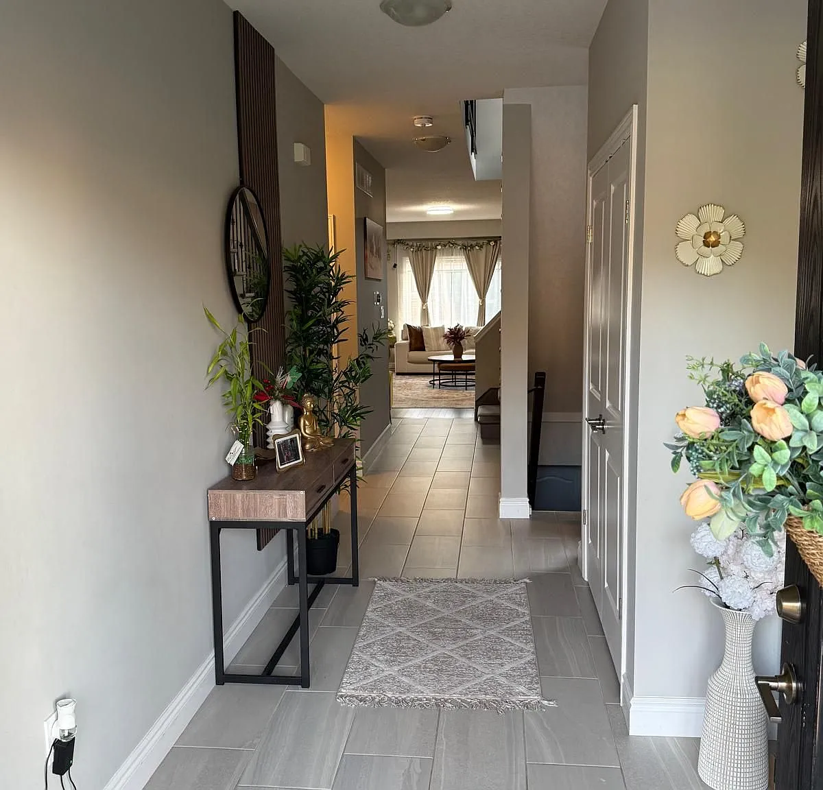 4 bed, $3,500 — Photo 2