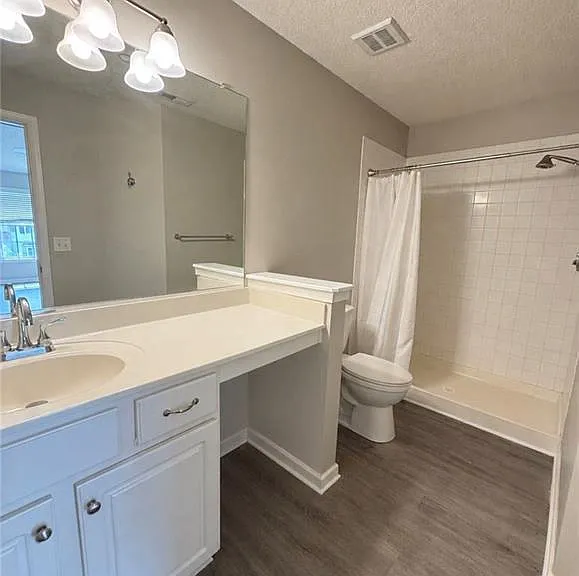 1710 Duntrune Gln — Photo 15