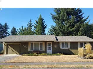 39735 Davis St, Sandy, OR 97055