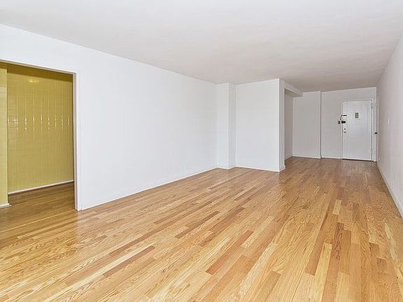 3rd image of 210 Broadway #G702