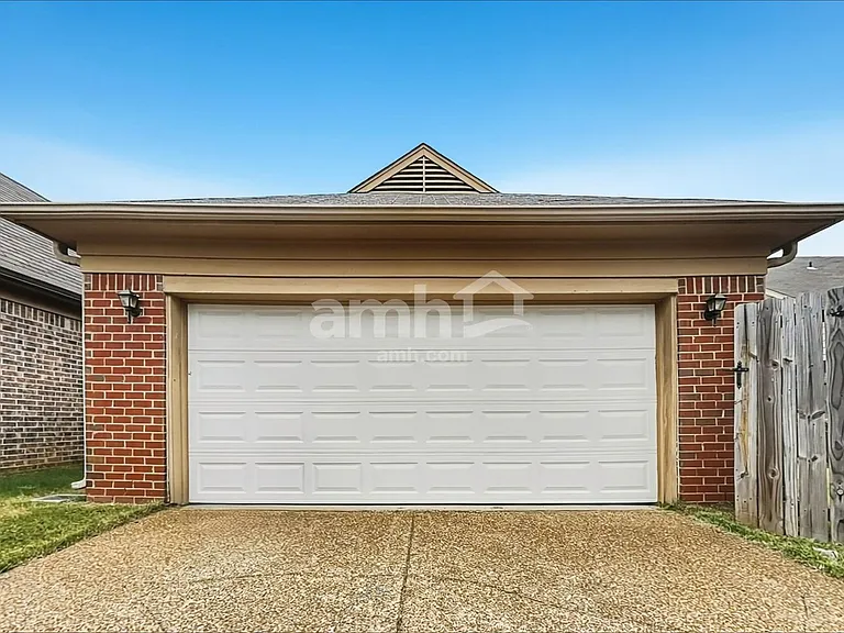 10259 Morning Hill Dr — Photo 17