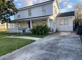 2906 Evella St, Houston, TX 77026