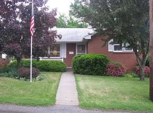 210 Charlet St, Bridgeville, PA 15017