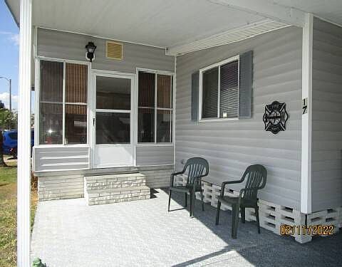 2nd image of 1510 Ariana St #17