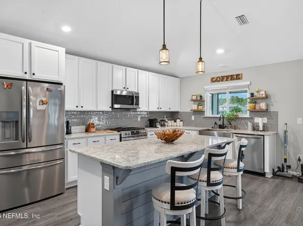 665 FLACH Drive, St. Johns, FL 32259