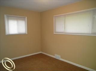 4th image of 48614 Bluebird Dr