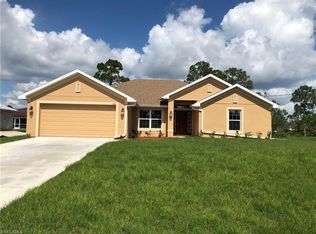 1826 Lodge St, Lehigh Acres, FL 33972