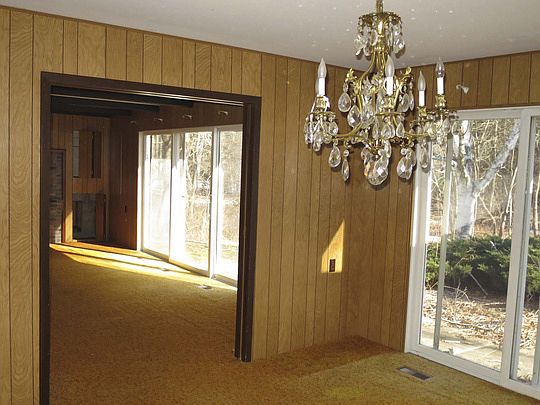4th image of 55 Mary Kennedy Dr