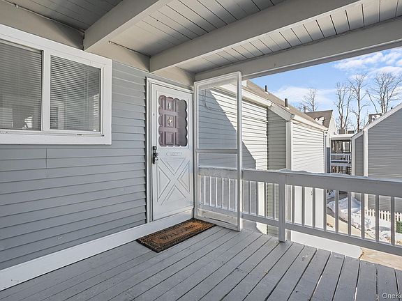 3rd image of 401 Commons Way #H