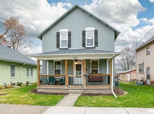 2322 5th St, Moline, IL 61265