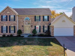 7260 Watsons Parish Dr, O'Fallon, MO 63368