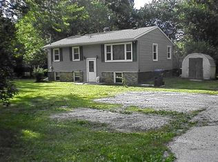 20421 Loud Thunder Rd, Illinois City, IL 61259