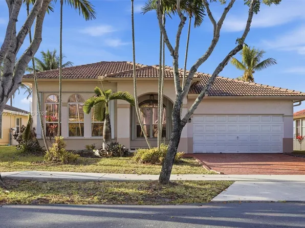 13166 SW 21st St, Hollywood, FL 33027