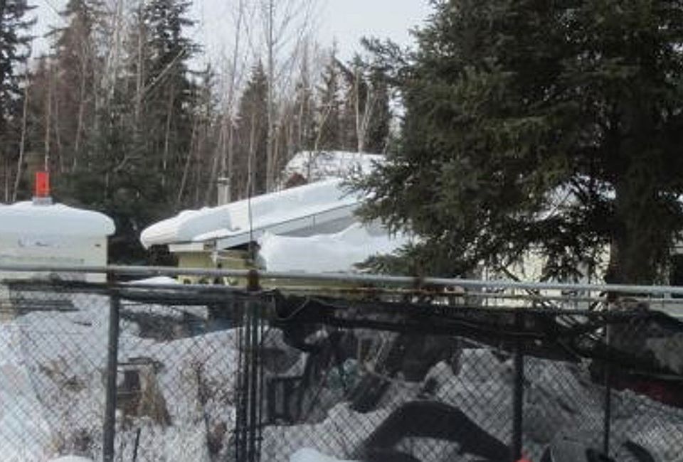 2nd image of 5251 Aeronca Ave