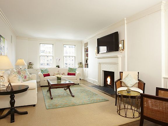 4th image of 1192 Park Ave #11D