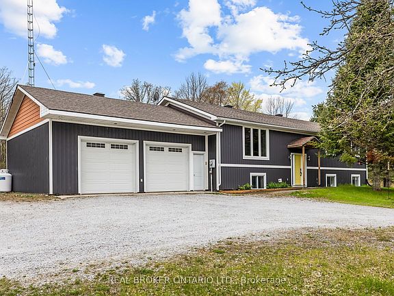 2nd image of 462 Anglican Church Rd