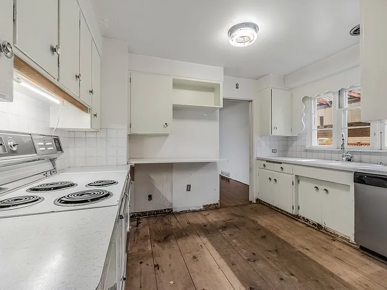 1401 N 5th St — Photo 10