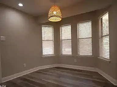 Kitchen breakfast nook.