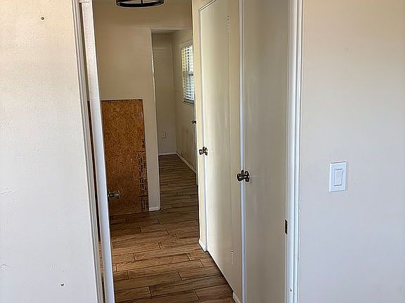 5th image of 2231 Pine Ter