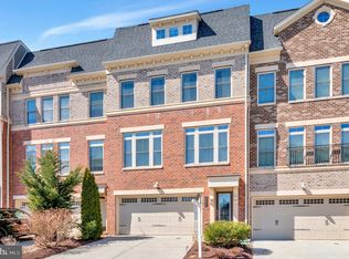 7224 Magpie Ln, Falls Church, VA 22043
