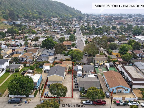 2nd image of 154 El Medio St