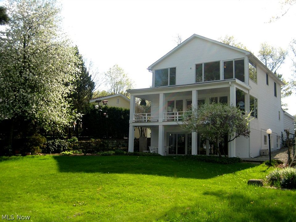 1st image of 631 Driftwood Dr