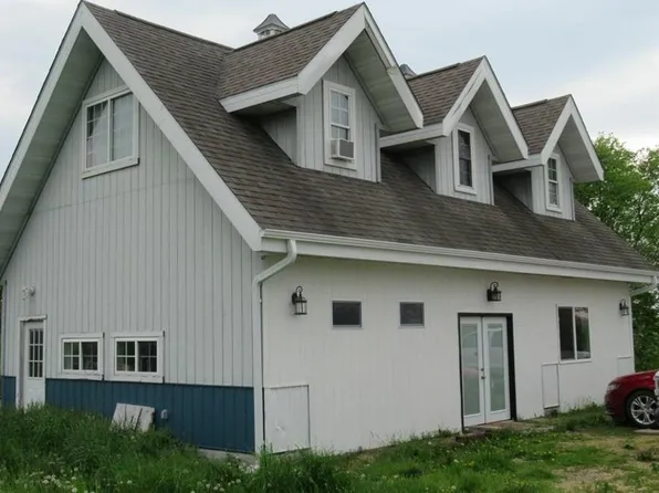 14777 Bernard Rd, Maquoketa, IA 52060